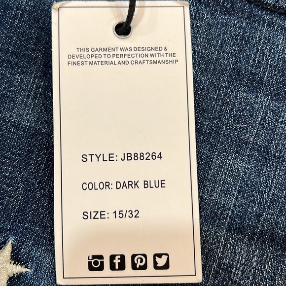 JUDY BLUE NWT STAR EMBROIDERY HIGH RISE SKINNY PANTS SIZE 15/32 - Picture 2 of 6